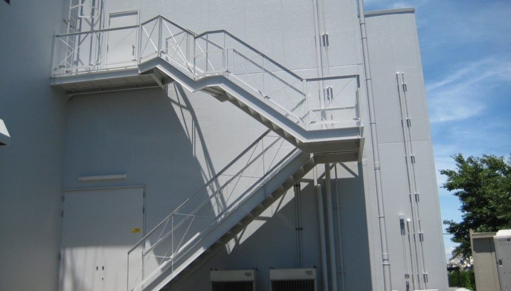 鉄部塗装完了２