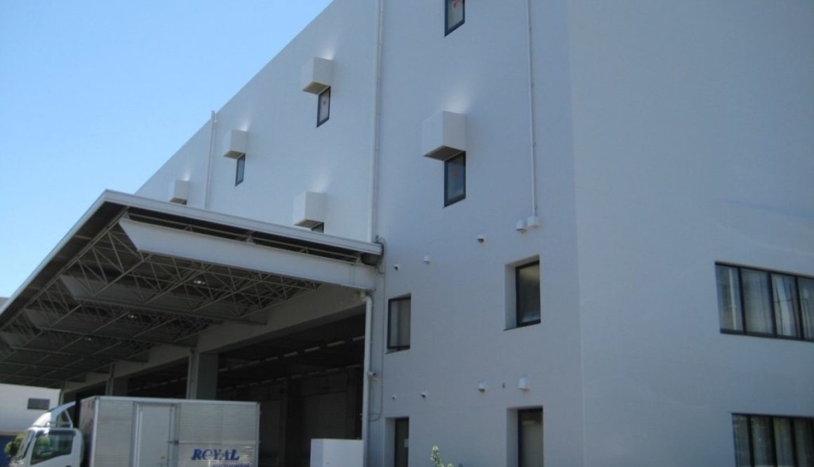 外壁塗装完了 企業倉庫