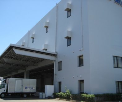 外壁塗装完了 企業倉庫