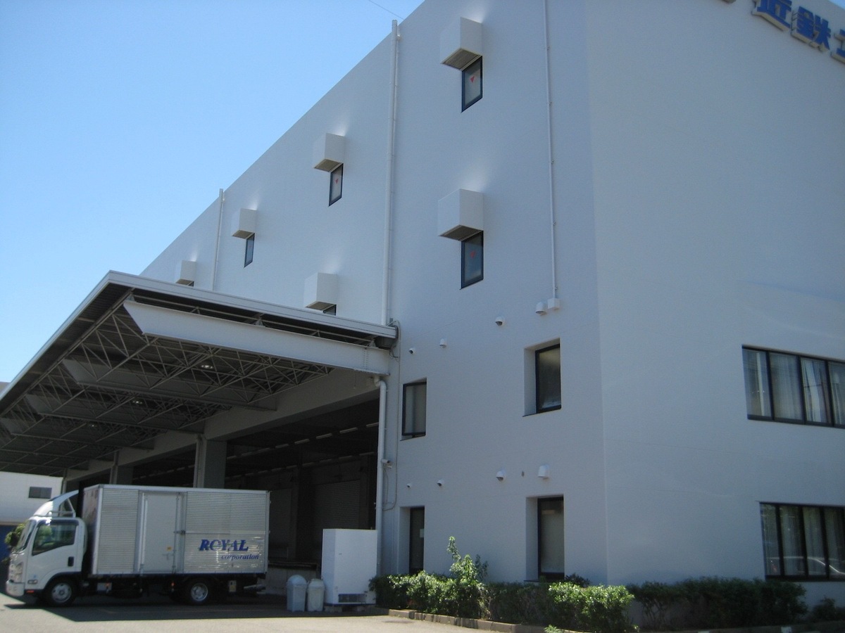 外壁塗装完了 企業倉庫